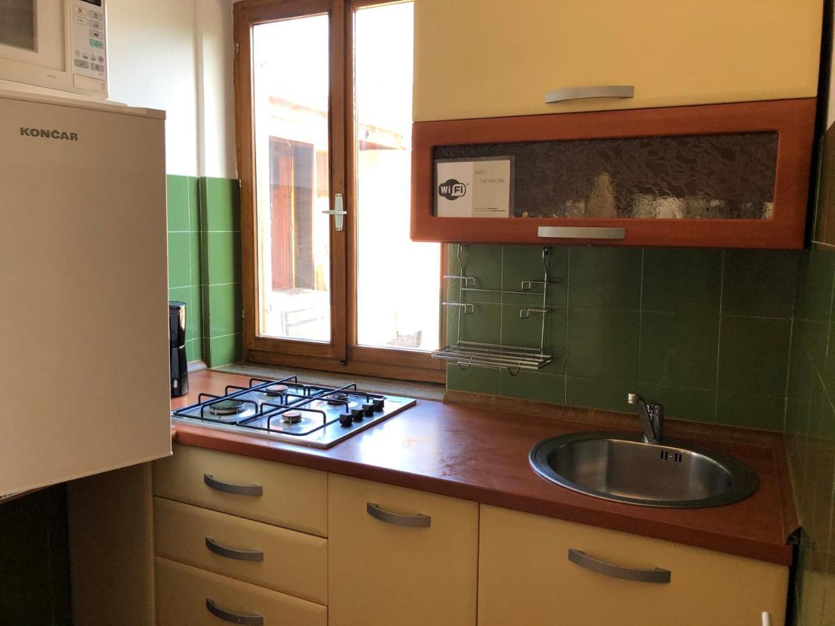 Apartment Luna Met Airco Wifi En Zwembad Novigrad Istria المظهر الخارجي الصورة